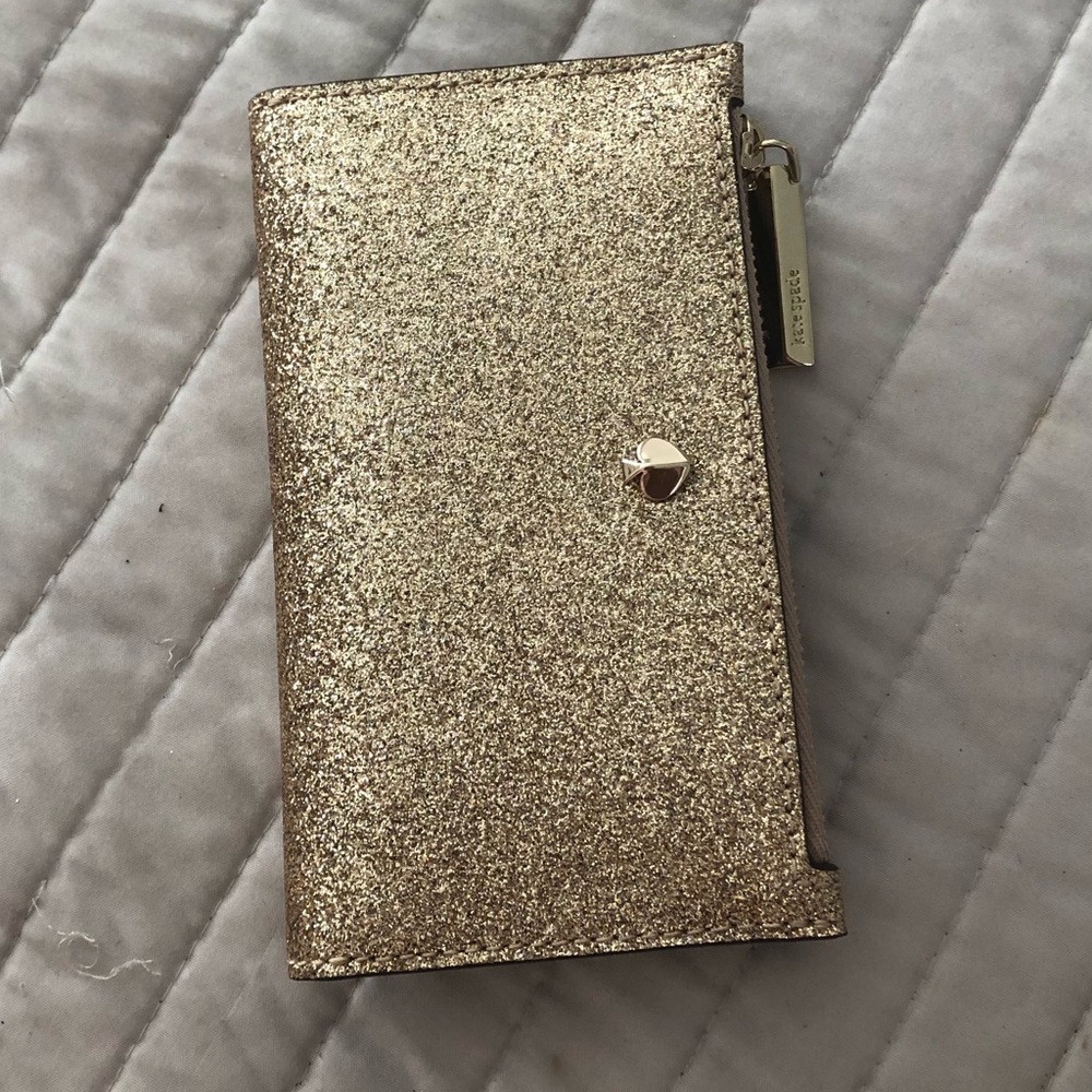 Kate Spade Wallet - Picture 1 of 5